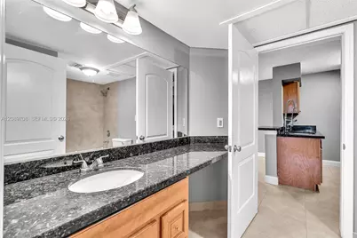 2820 N Oakland Forest Dr #102, Oakland Park, FL 33309 - Photo 28