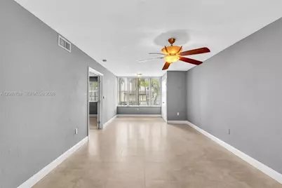 2820 N Oakland Forest Dr #102, Oakland Park, FL 33309 - Photo 22