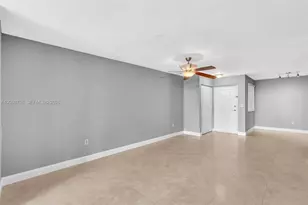 2820 N Oakland Forest Dr, Oakland Park, FL 33309 - Photo 14