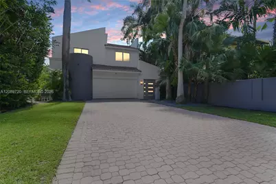147 Golden Beach Dr, Golden Beach, FL 33160 - Photo 2