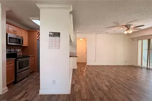 10610 SW 158th Ct, Miami, FL 33196 - Photo 2