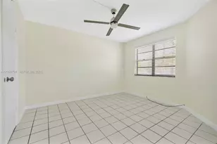 10525 SW 112th Ave, Miami, FL 33176 - Photo 16