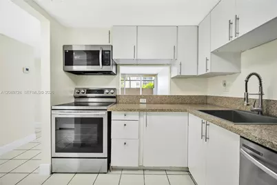10525 SW 112th Ave #113, Miami, FL 33176 - Photo 14