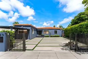 925 Stillwater Dr, Miami Beach, FL 33141 - Photo 26