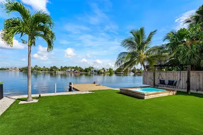 925 Stillwater Dr #., Miami Beach, FL 33141 - Photo 4