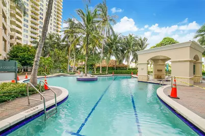 19501 W Country Club Dr #2412, Aventura, FL 33180 - Photo 16
