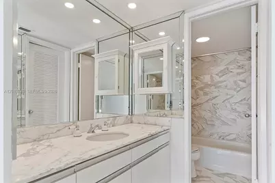 9 Island Ave #1911, Miami Beach, FL 33139 - Photo 14