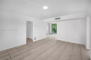 8700 SW 133rd Avenue Rd, Miami, FL 33183 - Photo 2