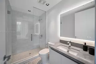 700 NE 26th Terrace, Miami, FL 33137 - Photo 32