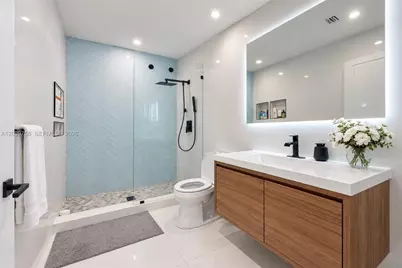 1760 NE 13th St, Fort Lauderdale, FL 33304 - Photo 14