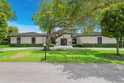 7420 SW 109th Ter, Pinecrest, FL 33156 - Photo 1
