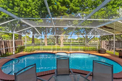 10840 SW 153rd Ct, Miami, FL 33196 - Photo 4