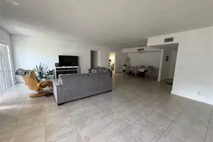 1301 NE 7 St 1301 NE 7 St, Hallandale Beach, FL 33009 - Photo 14