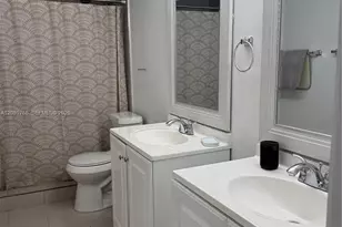 1301 NE 7 St 1301 NE 7 St, Hallandale Beach, FL 33009 - Photo 10