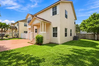 10251 NW 3rd St, Pembroke Pines, FL 33026 - Photo 2
