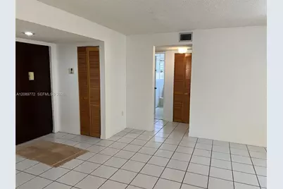 8820 SW 123rd Ct #L102, Miami, FL 33186 - Photo 4