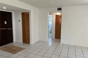 8820 SW 123rd Ct, Miami, FL 33186 - Photo 4