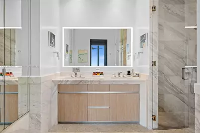 2811 S Bayshore Dr #15C, Miami, FL 33133 - Photo 32
