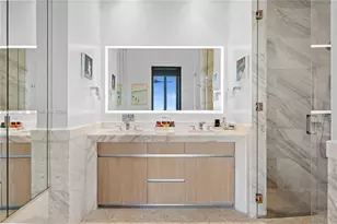 2811 S Bayshore Dr, Miami, FL 33133 - Photo 32