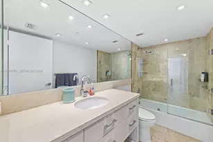 881 Ocean Dr, Key Biscayne, FL 33149 - Photo 20