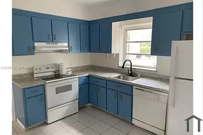 800 SW 25th Rd, Miami, FL 33129 - Photo 6
