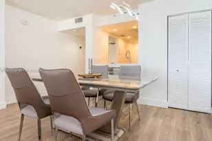 555 NE 15th St, Miami, FL 33132 - Photo 8