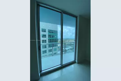 185 SW 7 St #2610, Miami, FL 33130 - Photo 4