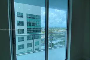 185 SW 7th St, Miami, FL 33130 - Photo 4