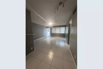 821 Twin Lakes Dr #31-H, Coral Springs, FL 33071 - Photo 2
