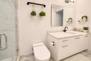 1050 Brickell Ave, Miami, FL 33131 - Photo 6