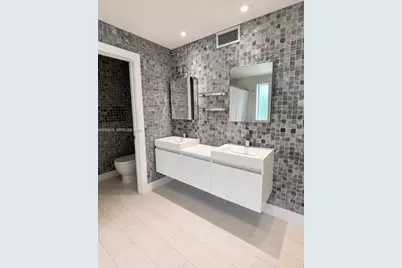 18700 NE 21st Ave, North Miami Beach, FL 33179 - Photo 12