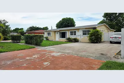 580 W 34th Pl #0, Hialeah, FL 33012 - Photo 6