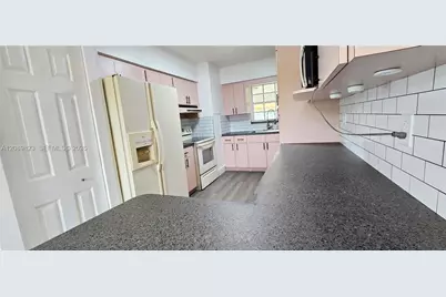 580 W 34th Pl #0, Hialeah, FL 33012 - Photo 18