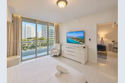485 Brickell Avenue #1611, Miami, FL 33131 - Photo 4