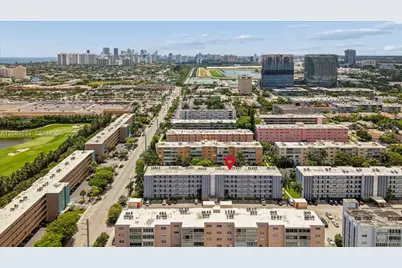 233 NE 14th Ave #2nd floor, Hallandale Beach, FL 33009 - Photo 32