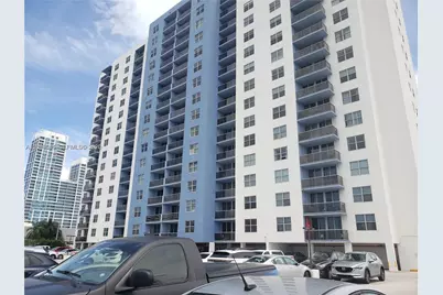 401 69th St #900, Miami Beach, FL 33141 - Photo 2