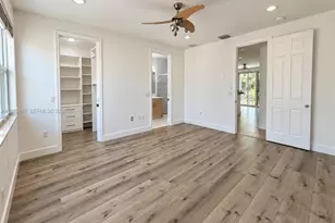 2312 NE 2nd St, Pompano Beach, FL 33062 - Photo 10