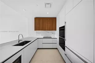 1400 Biscayne Blvd, Miami, FL 33132 - Photo 4