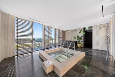 1400 Biscayne Blvd #705, Miami, FL 33132 - Photo 48