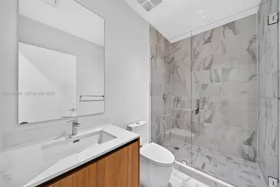 1400 Biscayne Blvd #705, Miami, FL 33132 - Photo 28