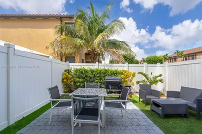 3305 W 93rd Pl, Hialeah, FL 33018 - Photo 26