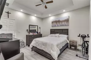 3305 W 93rd Pl, Hialeah, FL 33018 - Photo 18