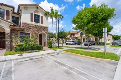 3305 W 93rd Pl, Hialeah, FL 33018 - Photo 2
