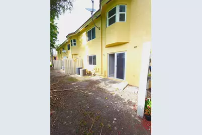990 NE 33rd Ter #102, Homestead, FL 33033 - Photo 10