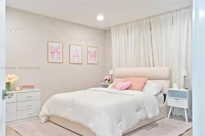 4759 NW 98th Pl, Doral, FL 33178 - Photo 14