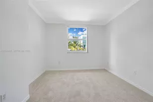 9172 Collins Ave, Surfside, FL 33154 - Photo 16