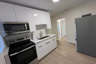2655 SW 34th Ct, Miami, FL 33133 - Photo 10