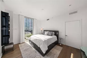 801 South Pointe Dr, Miami Beach, FL 33139 - Photo 38