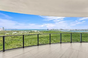 2411 Laguna Cir, North Miami, FL 33181 - Photo 22