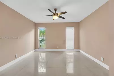 4848 NW 24th Ct #118, Lauderdale Lakes, FL 33313 - Photo 10